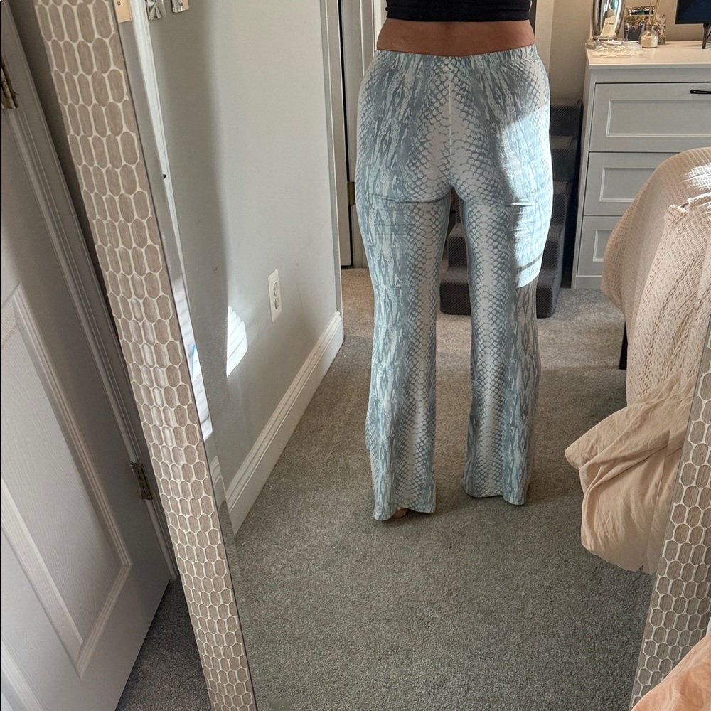 Stylish Blue Patterned Boot Cut Pants - image 3